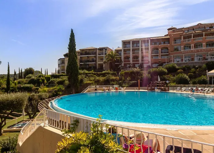 Duplex A Cap Esterel Avec Terrasse, Solarium Et Parking Inclus - Fr-1-504-418 Saint-Raphaël