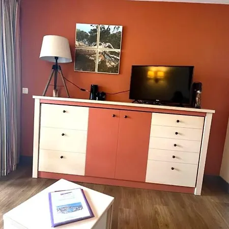 Duplex à Cap Esterel Avec Terrasse, Solarium Et Parking Inclus - Fr-1-504-418 * Saint-Raphaël