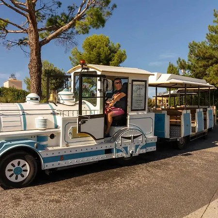 公寓 Duplex A Cap Esterel Avec Terrasse, Solarium Et Parking Inclus - Fr-1-504-418