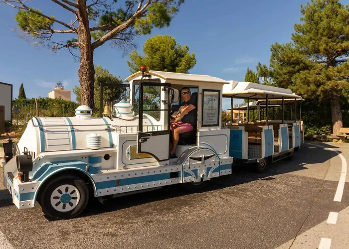 公寓 Duplex A Cap Esterel Avec Terrasse, Solarium Et Parking Inclus - Fr-1-504-418